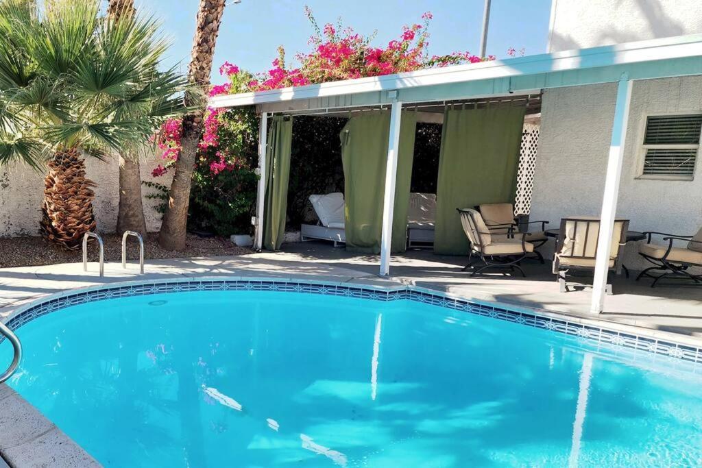 فيلا The Vegas Escape - Near The Airport/Strip With Pool لاس فيغاس المظهر الخارجي الصورة