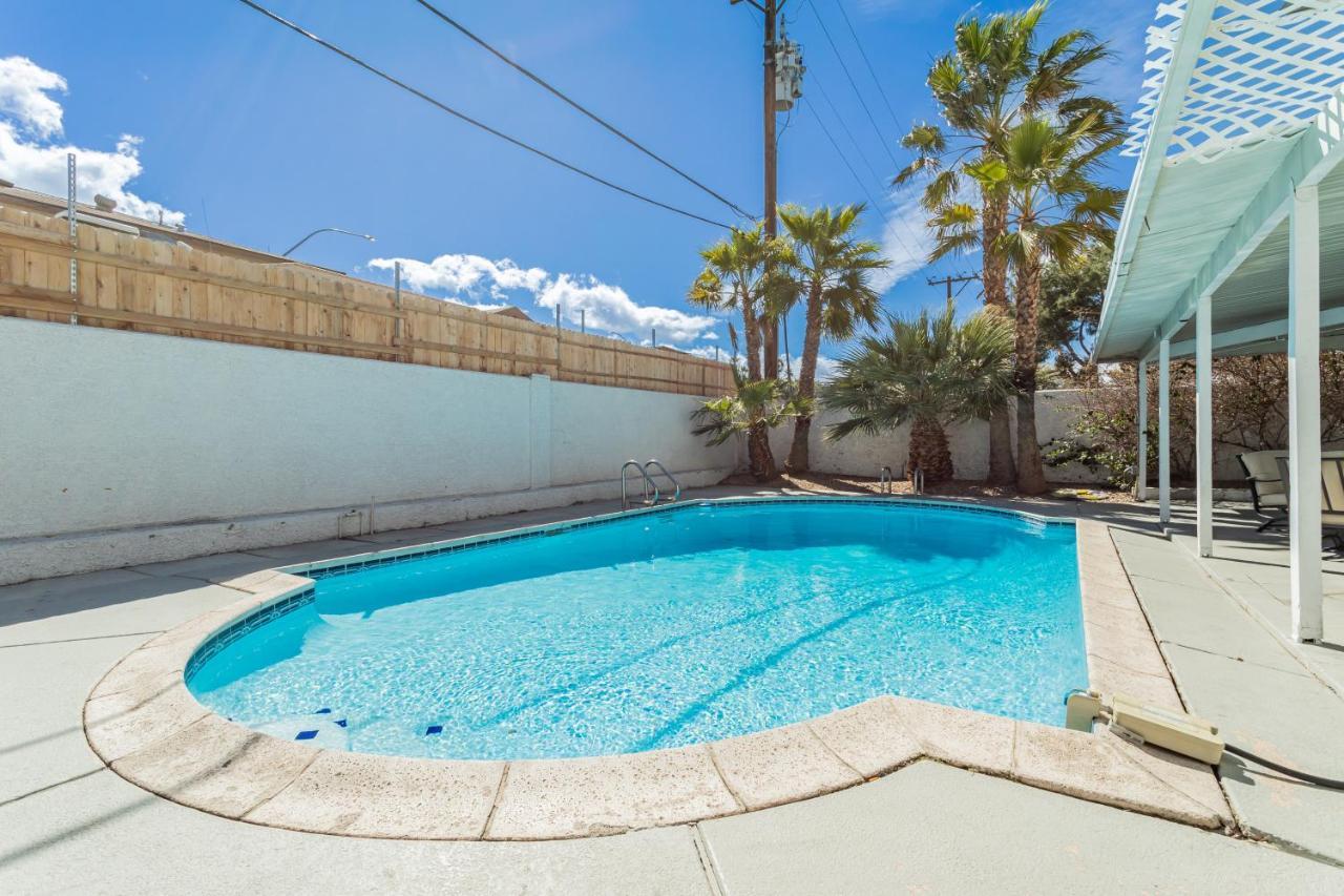 فيلا The Vegas Escape - Near The Airport/Strip With Pool لاس فيغاس المظهر الخارجي الصورة