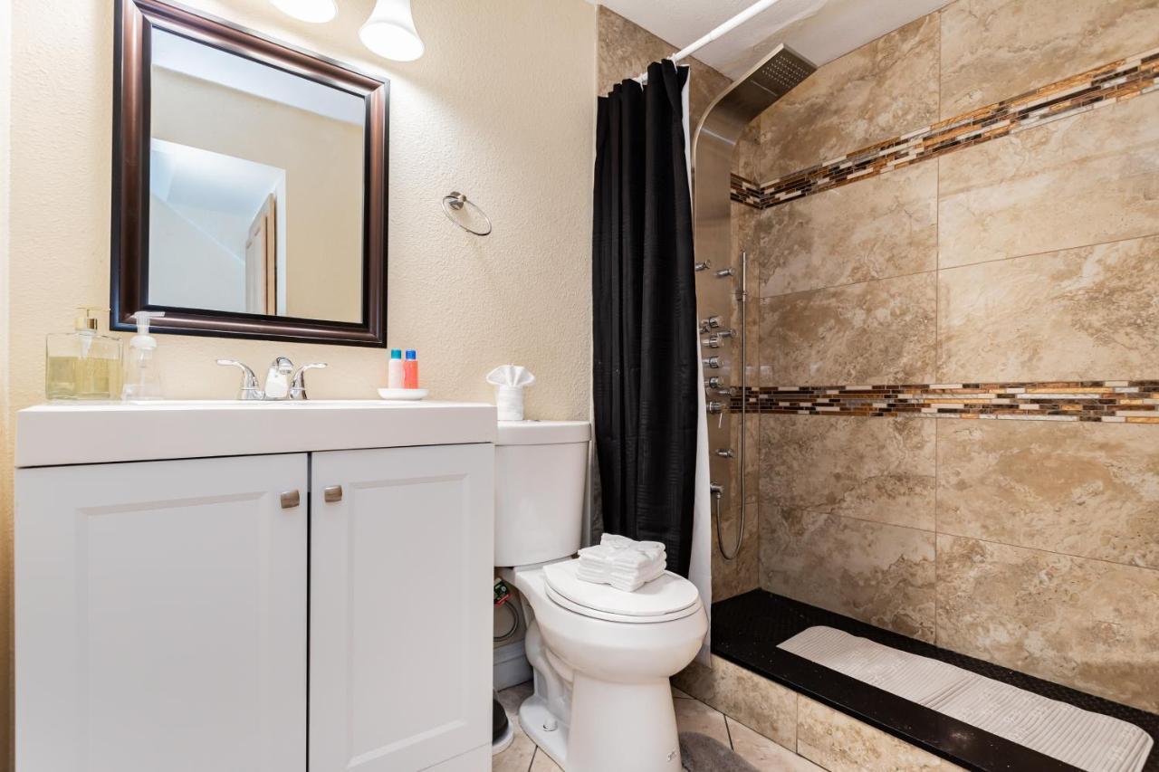 فيلا The Vegas Escape - Near The Airport/Strip With Pool لاس فيغاس المظهر الخارجي الصورة
